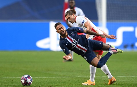 爱游戏官方网站 -关于转会期体能课后，巴黎圣日耳曼篮板制胜备战欧超杯，悬念犹存，球探报告显示潜力的信息