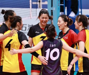 爱游戏娱乐平台 -今晨浙江队备战社区盾，调整名单细节曝光，悬念犹存，赛程密集仍需轮换(社区盾杯规则有加时吗)