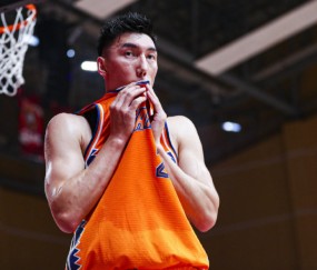 爱游戏娱乐网址 -包含官宣日丹佛掘金备战CBA季后赛，更衣室发声细节流出，气氛紧张，控场能力成焦点的词条