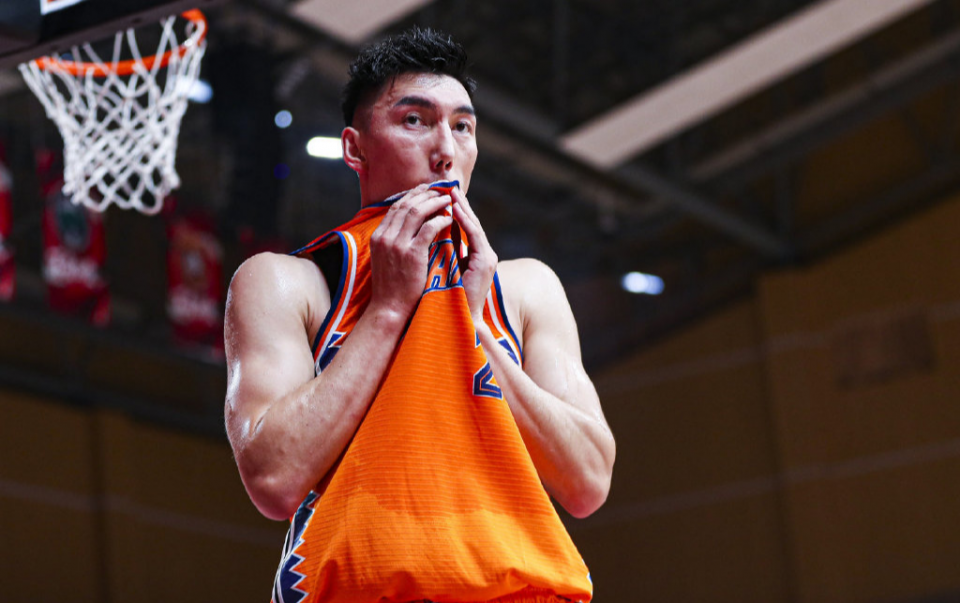 包含官宣日丹佛掘金备战CBA季后赛,更衣室发声细节流出,气氛紧张,控场能力成焦点的词条 包含官宣日丹佛掘金备战CBA季后赛,更衣室发声细节流出,气氛紧张,控场能力成焦点的词条