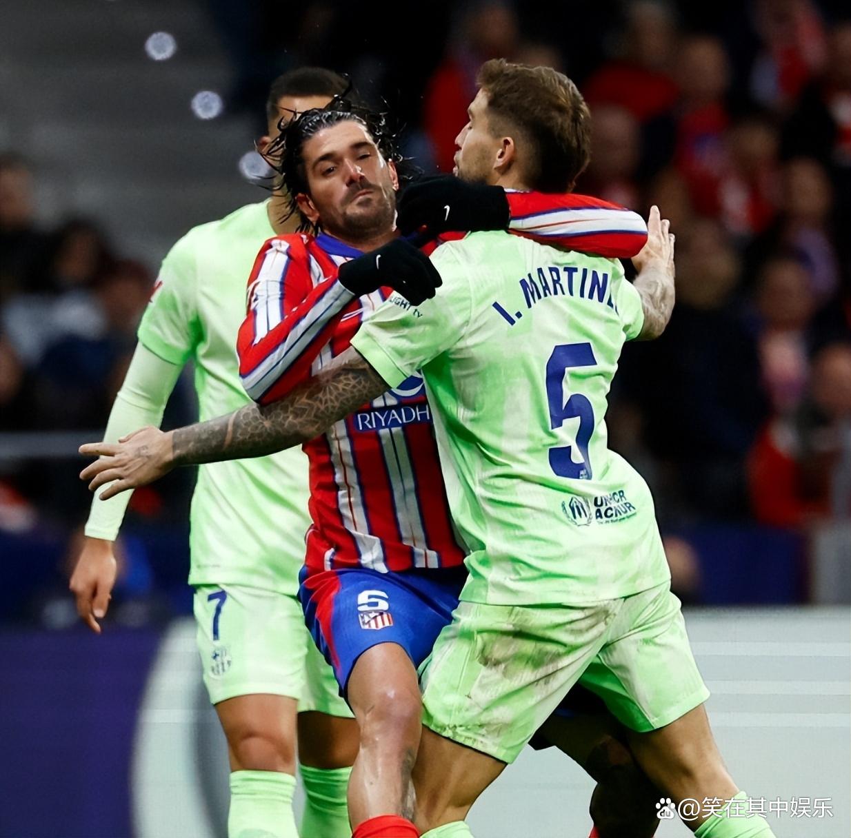 关于西甲赛后再迎强敌；金州勇士遗憾出局；主帅态度：管理层满意；高层口径保持一致的信息