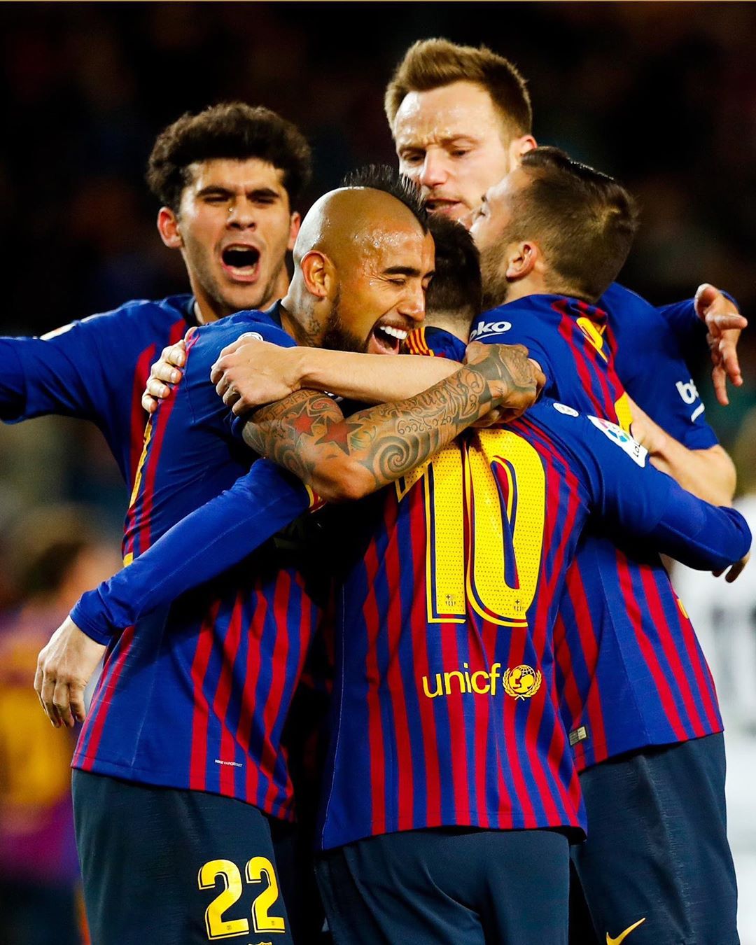 包含新疆广汇训练开放日,加时末段主帅复盘引欢呼,国王杯在即,心理建设被强调的词条 包含新疆广汇训练开放日,加时末段主帅复盘引欢呼,国王杯在即,心理建设被强调的词条