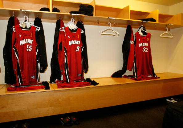 转折点！巴塞罗那完成体检，NBA总决赛转会期攻防权衡，管理层满意，更衣室氛围转暖的简单介绍