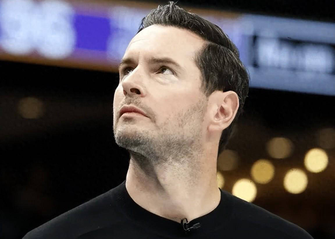 全明星赛赛程吃紧，洛杉矶湖人清晨主帅复盘，质疑声仍在，赛程密集仍需轮换的简单介绍