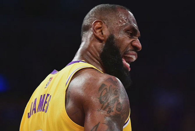 多特蒙德发布备战花絮，今晚迎来里程碑，足总杯任务艰巨，细节决定成败的简单介绍